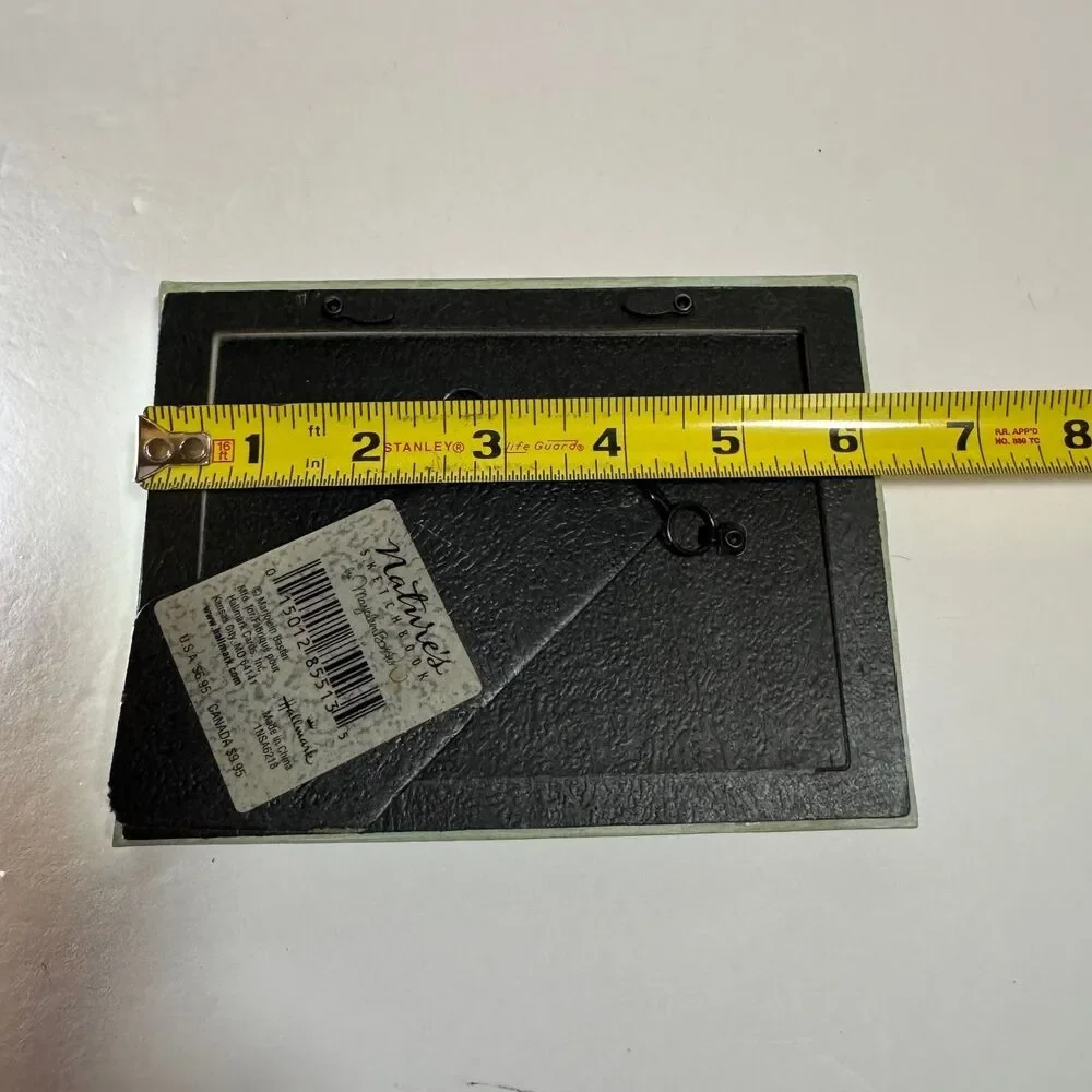 Hallmark Marjolein Bastin Natures Sketchbook Magnetic Photo Frame Green 4x6 NWT